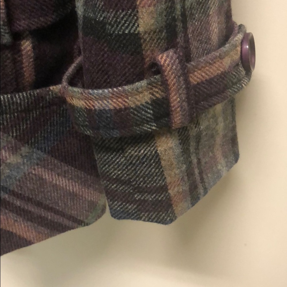 Coat - Picture 4 of 5